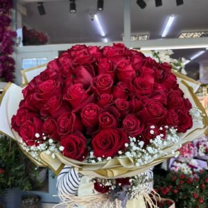 Devlerin aşkı büyük olur